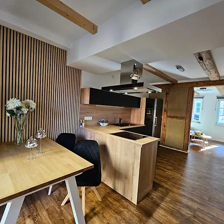 Altstadtsuite Apartment *